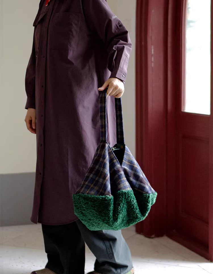 Women’s winter plaid tote bag soft fur trim handbag