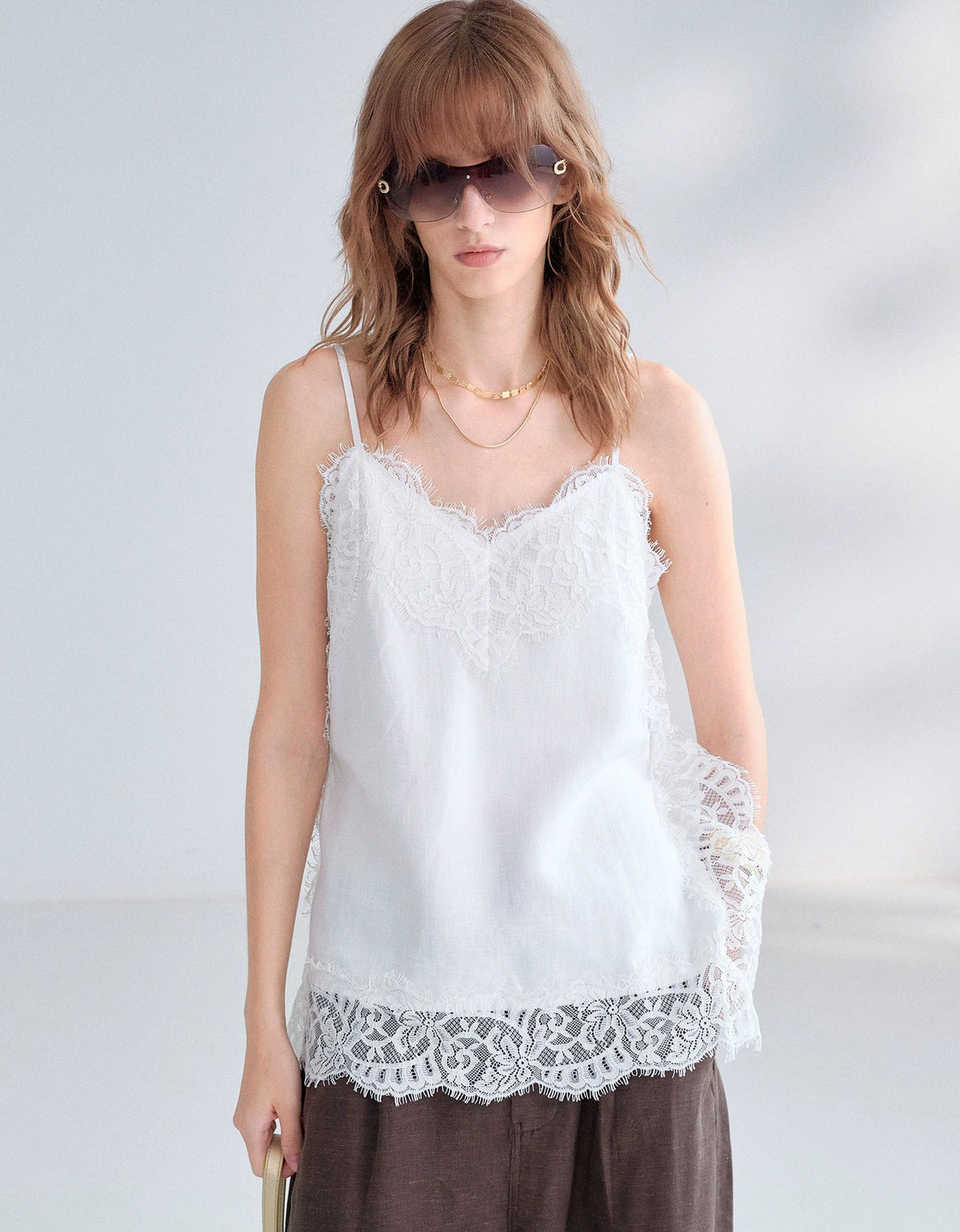 Women’s White Lace Trim Spaghetti Strap Cami