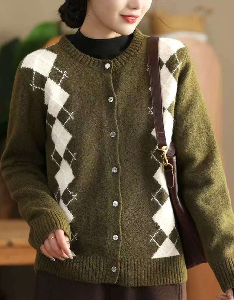 Women’s Casual Argyle Pattern Knit Sweater Cardigan