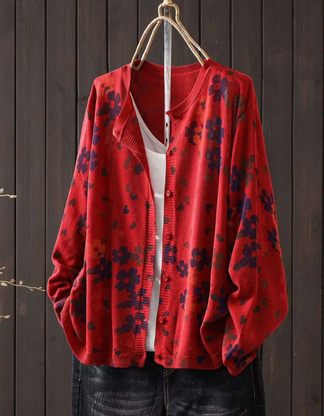 Vintage Red Floral Cardigan – Women’s Cozy Knit Button Sweater