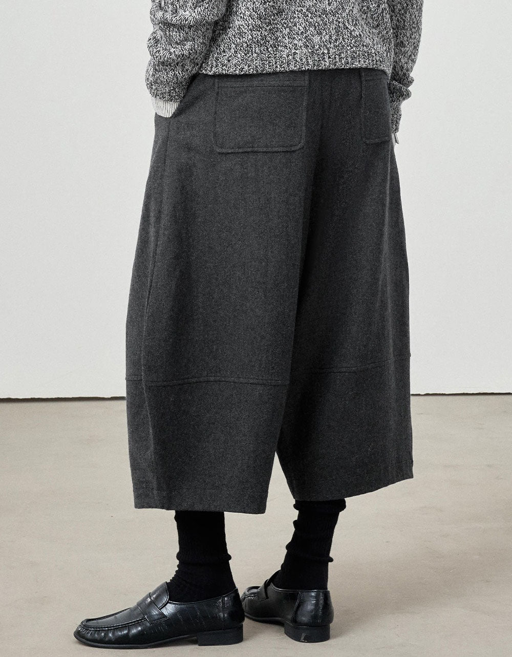 Women's Relaxed Gray Cropped Wide Leg Pants