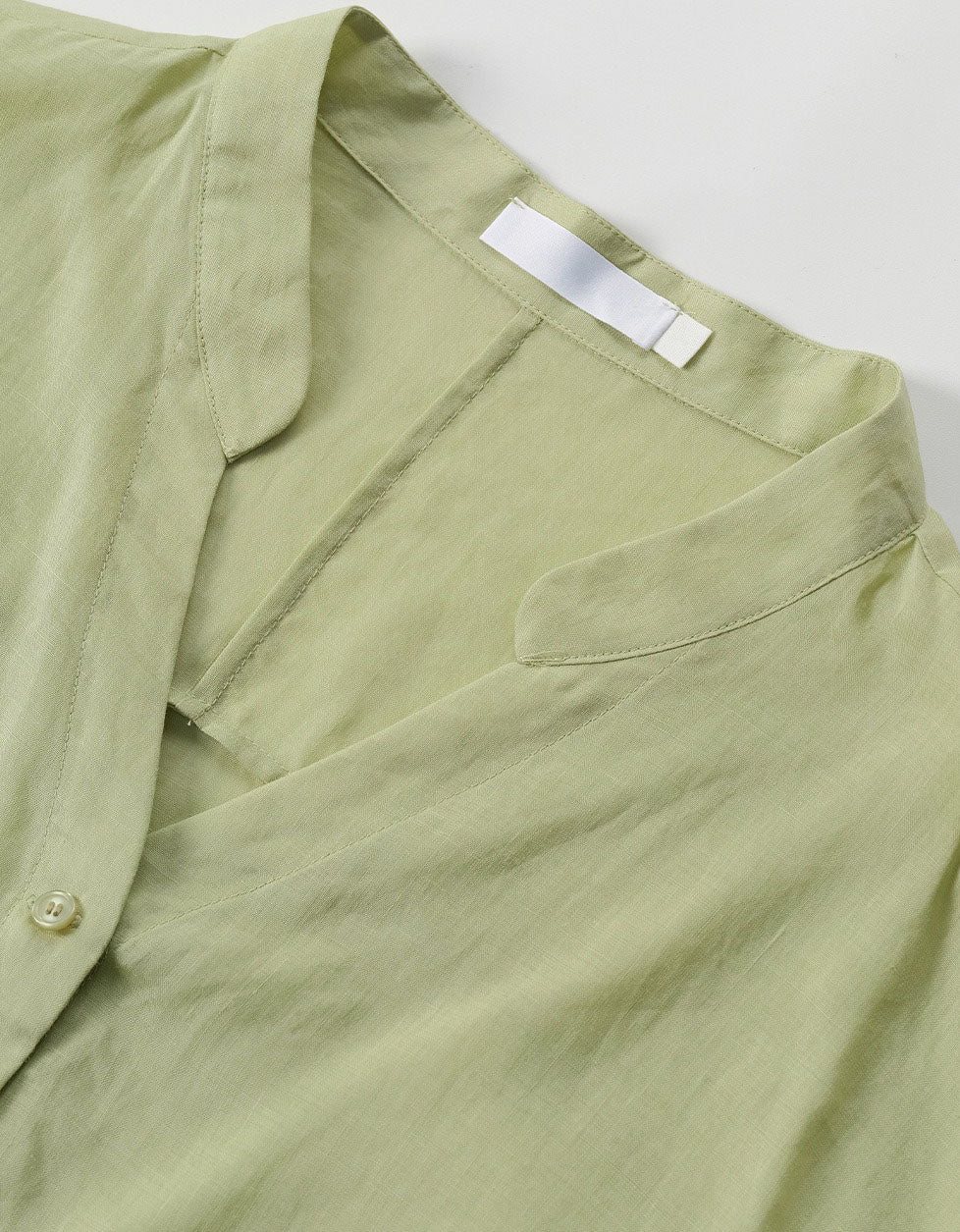 Green linen vacation shirt women relaxed style