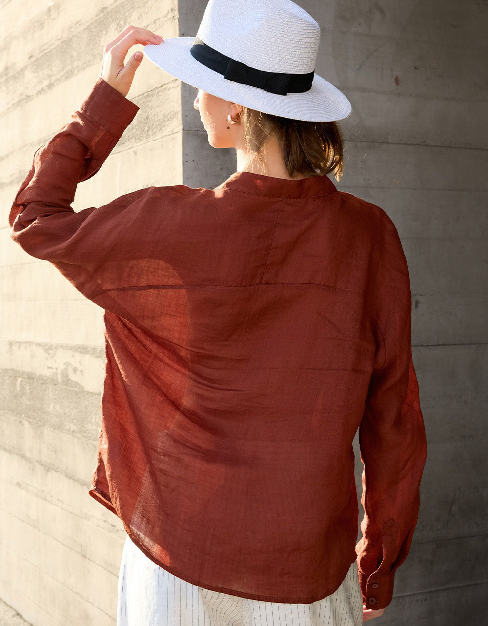 Breathable V neck linen shirt women loose fit