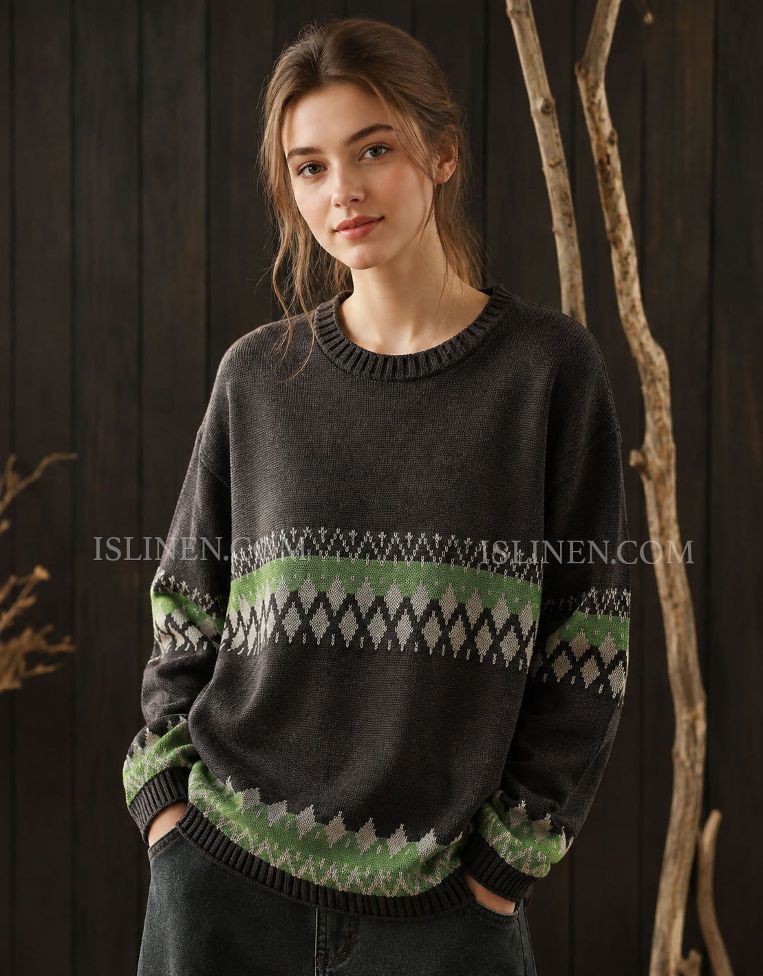 Women’s Geometric Knit Sweater – Black Green Crew Neck Pullover