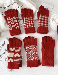 Women’s Christmas Design Knitted Winter Warm Gloves