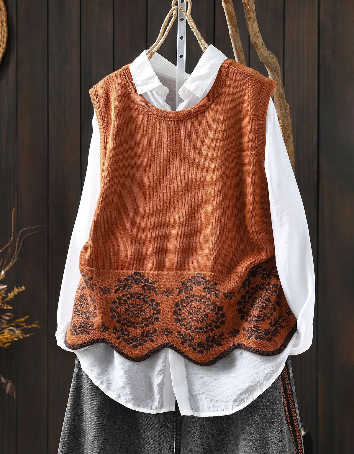 Women's Loose Casual Floral Embroidered Knit Vest