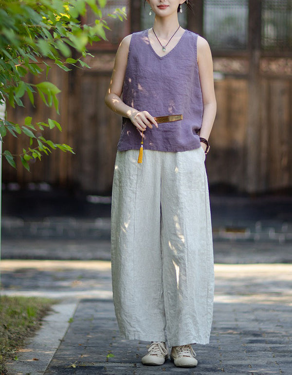 Relaxed fit women's linen sleeveless top with V-neck design