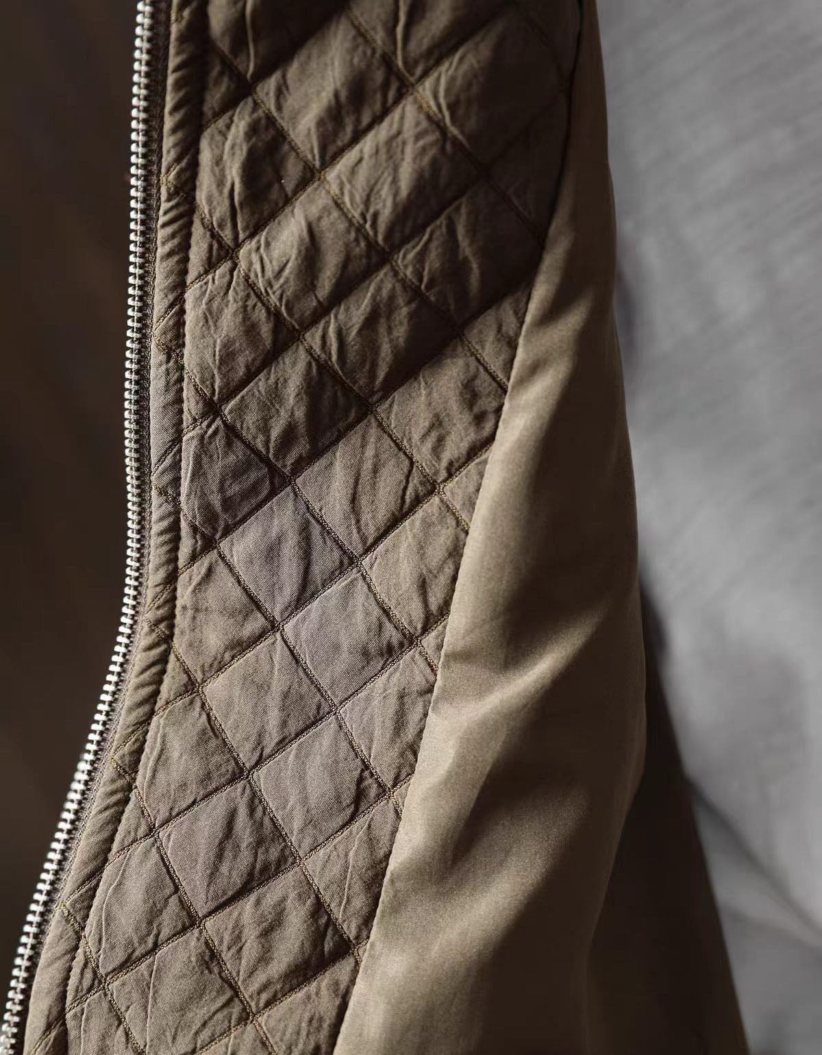 Women's Loose Fit Quilted Jacket with Snap Collar