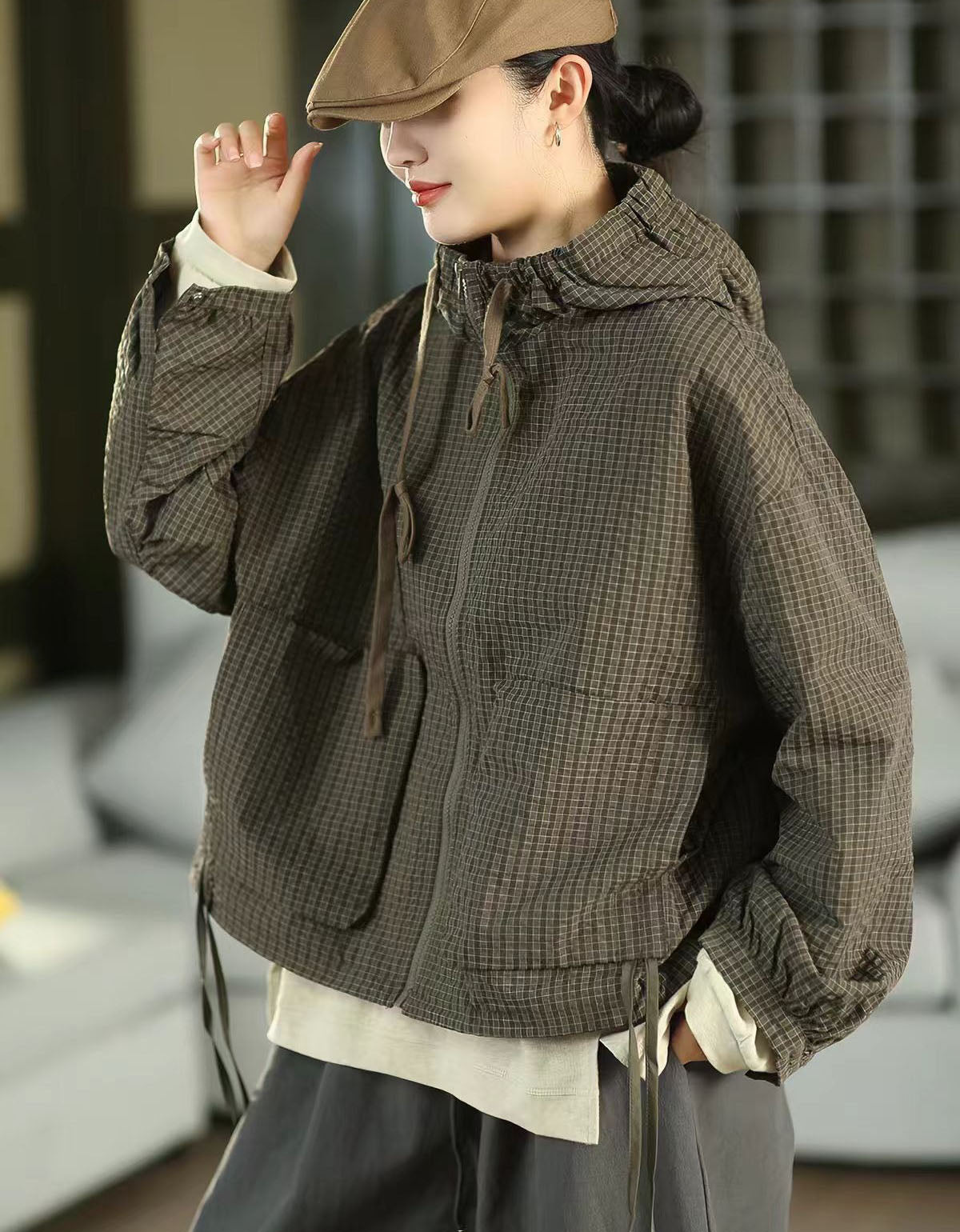 Women's Casual Checkered Hooded Jacket with Zipper