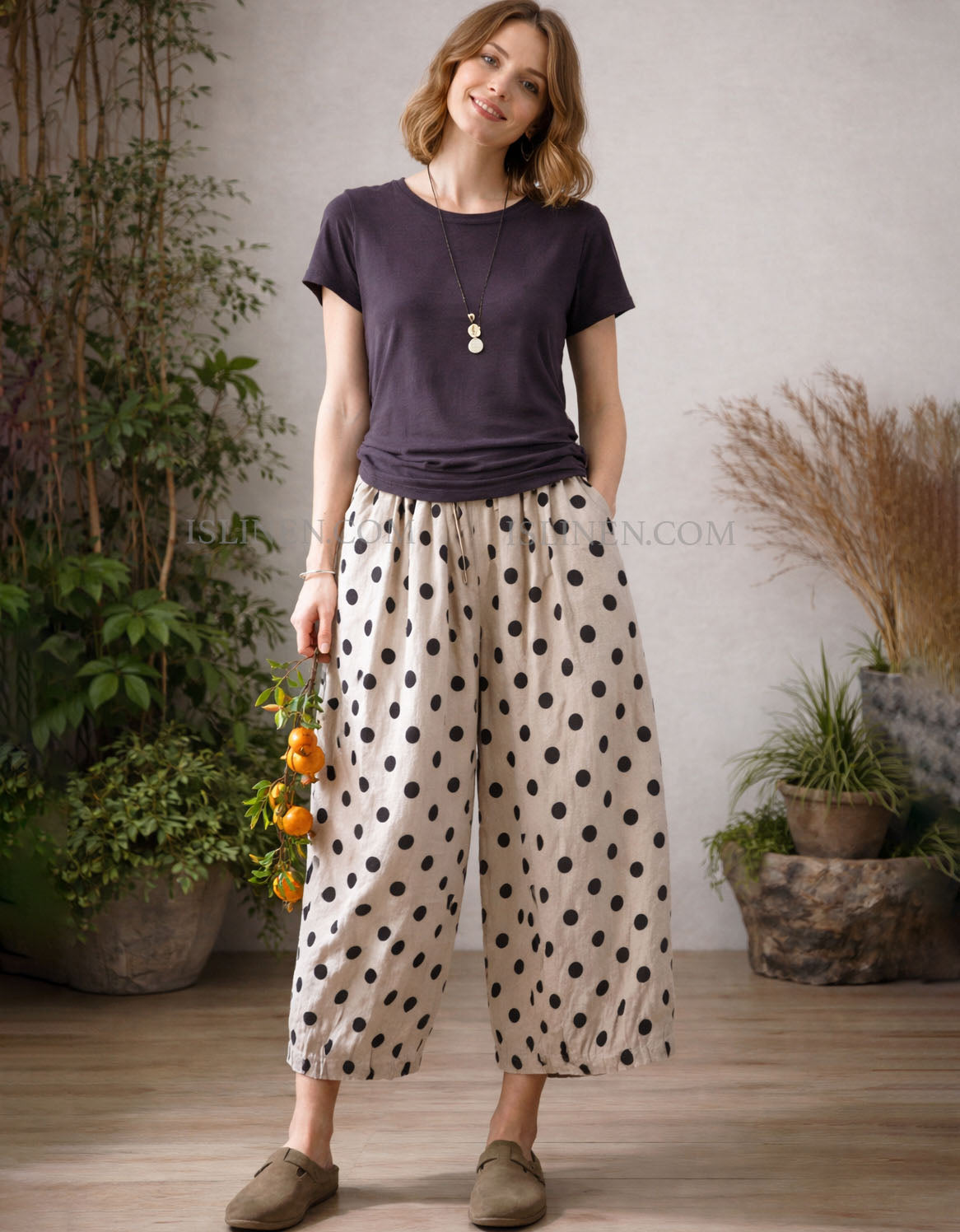 Black polka dot cropped culotte pants outfit