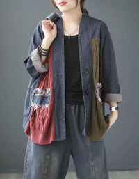 Women’s vintage style knit cardigan with front pockets