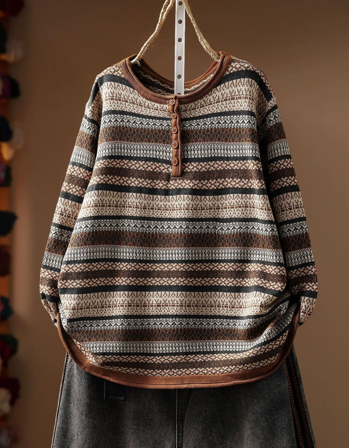 Women's Geometric Pattern Long Sleeve Knit Sweater Top