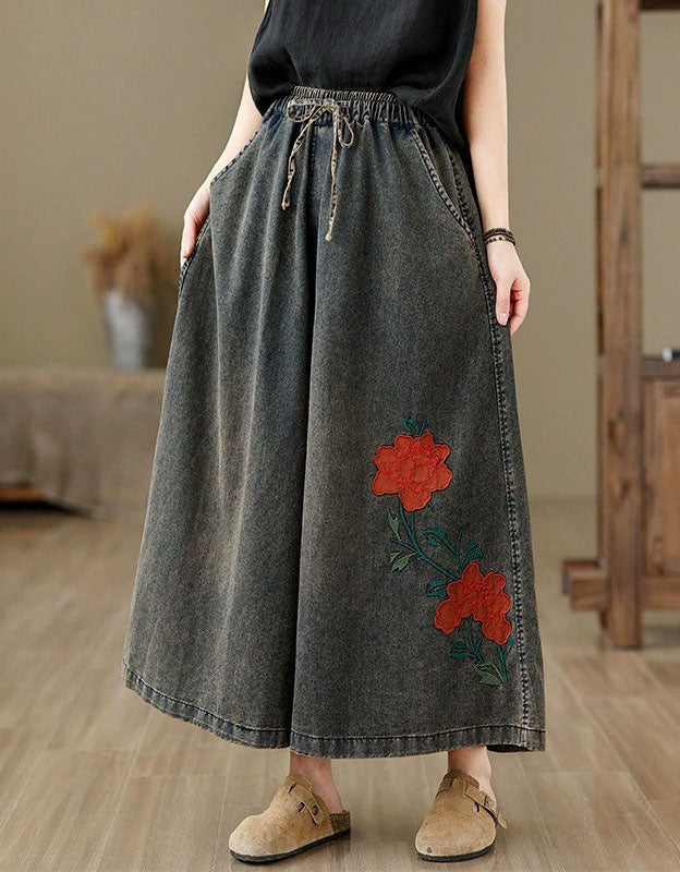 Women’s vintage wide leg denim pants with floral embroidery and elastic waist