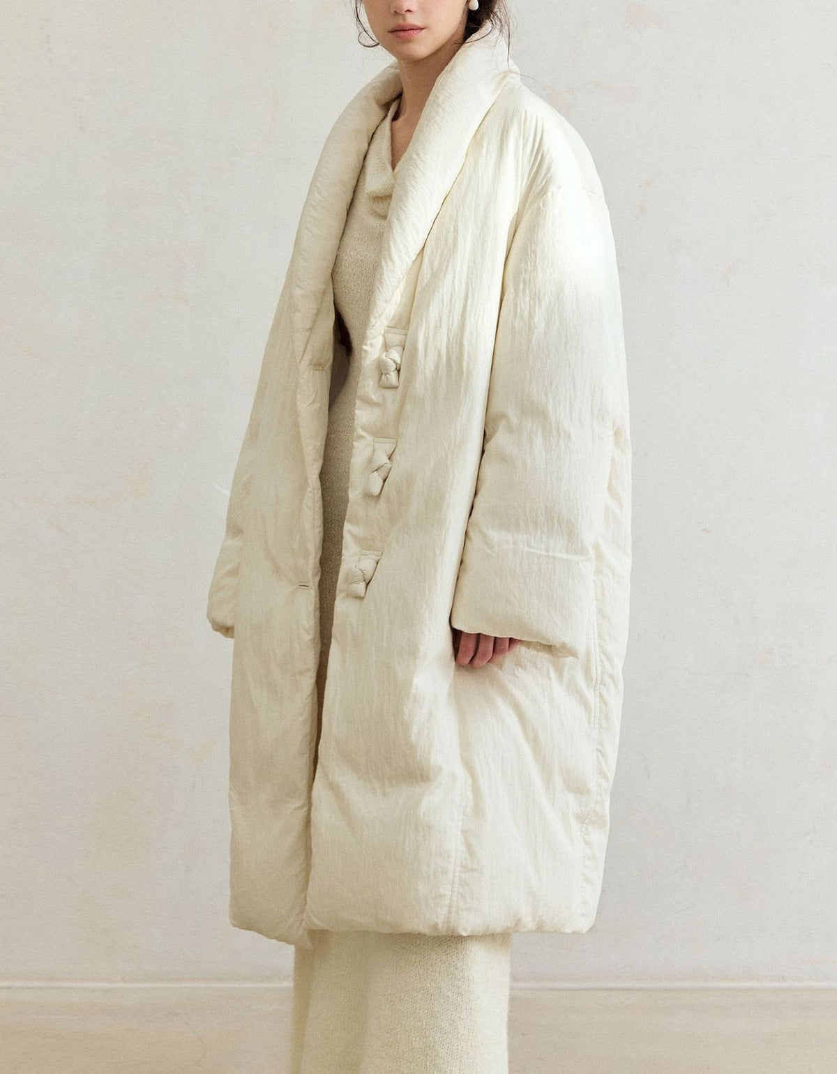 Women’s Winter Oversized Knot Buttons Long Puffer Coat