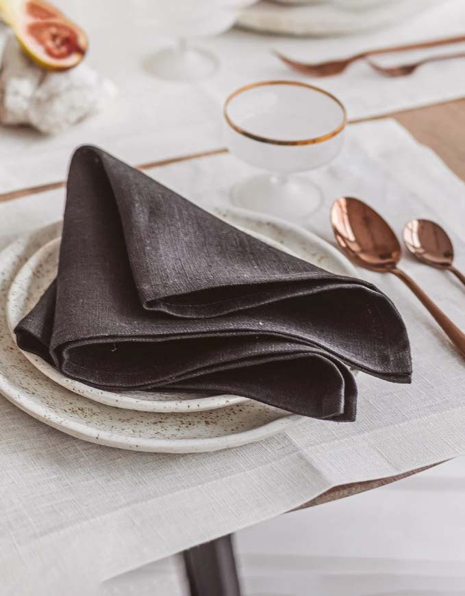 Serviette en lin de couleur unie (LOT DE 2)