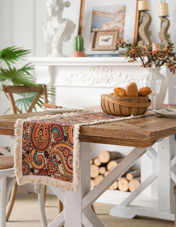 Chemin de table vintage à motifs mixtes en jacquard